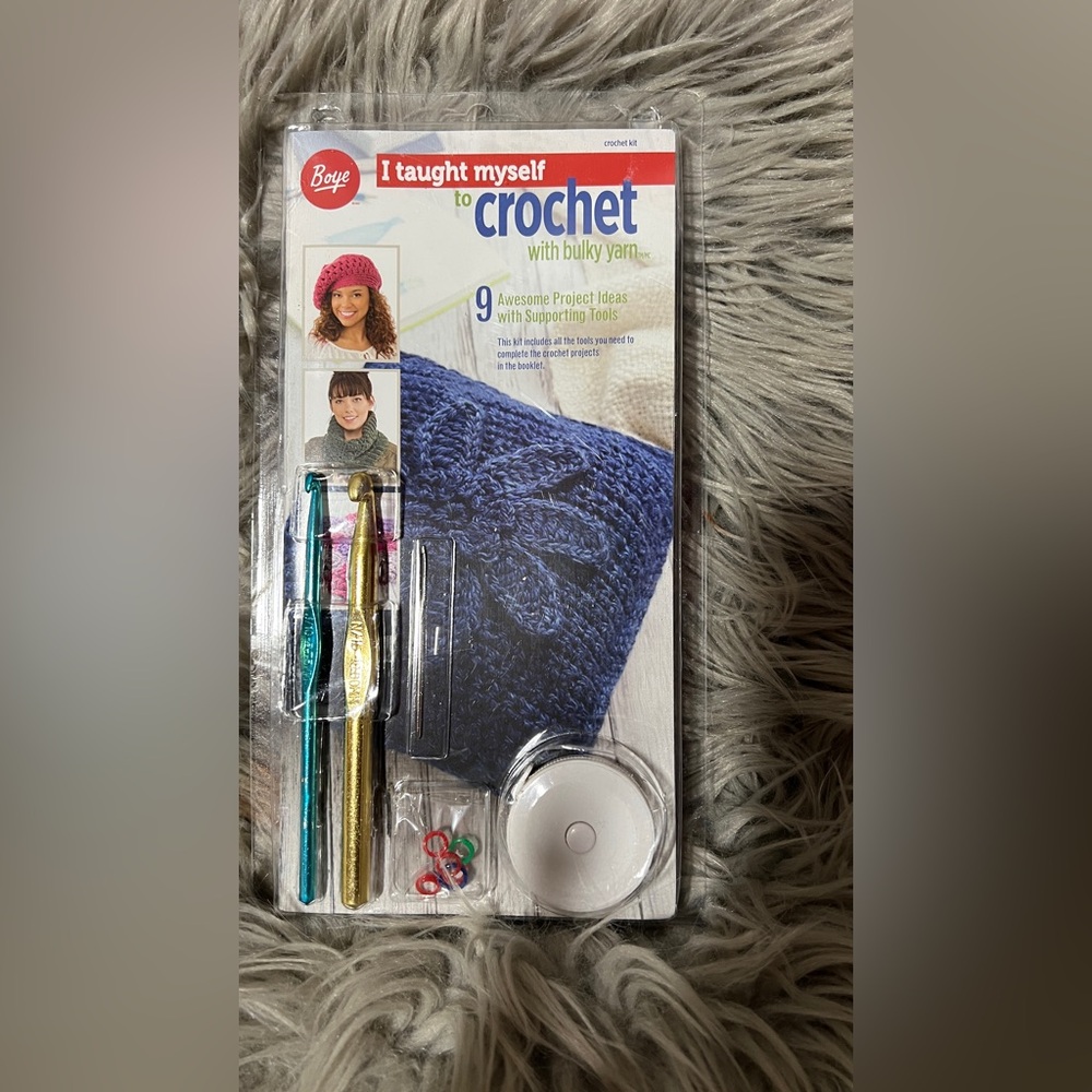 Crochet Tool Kit with Gold & Teal Hooks and Navy Sample